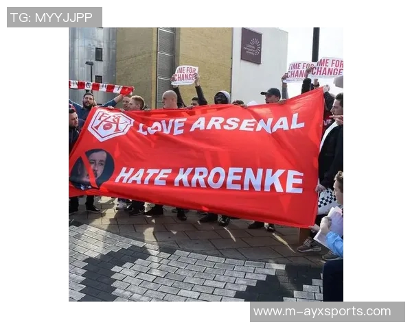 独家解析杭州羽毛球队配合技巧与欧冠足球战术的异同与启示